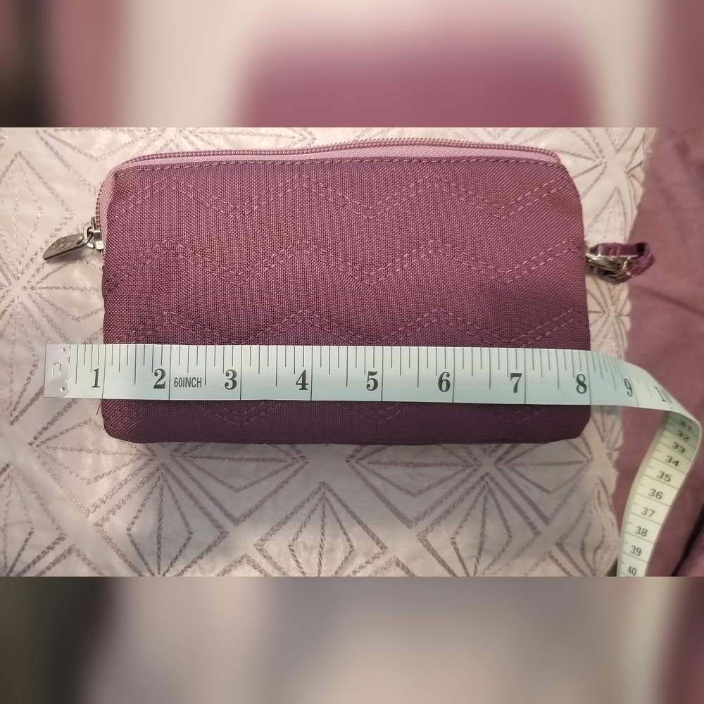 Multi-pocket Wristlet - Picture 5 of 6